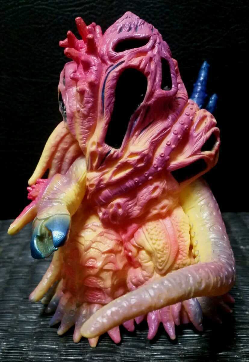 Amazon.co.jp: ☆ クトゥーラ 2005年 円谷プロ ソフビ (怪獣 マン