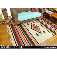 ラグで模様替え！アクセントにピッタリな、ネイティブ柄（オルテガ柄