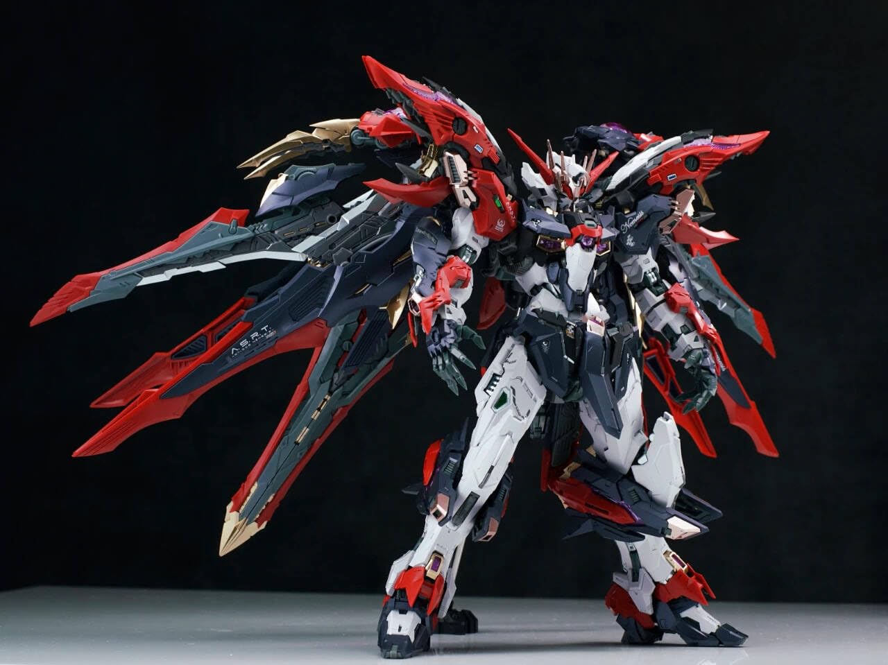 Amazon.co.jp: 無限维度 1/100 機甲 Nemesis 復讐女神 機甲 プラモデル