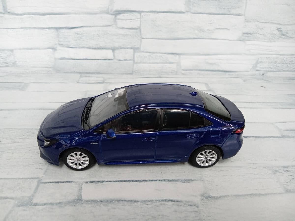 Amazon | カラーサンプル1/30 ミニカー カローラ スポーツ 8W7 ダーク