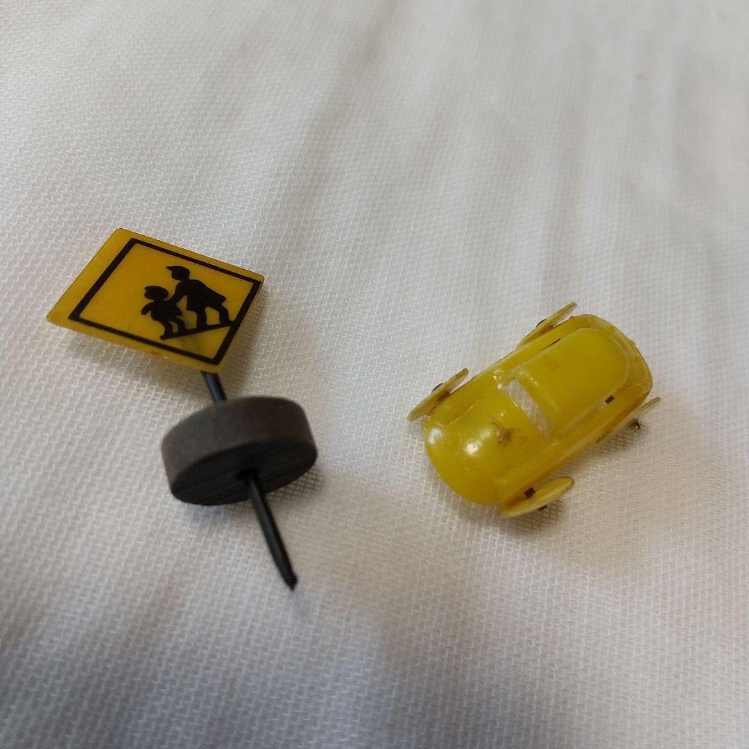 Amazon.co.jp: グリコのおまけ 昭和 車 標識 : おもちゃ