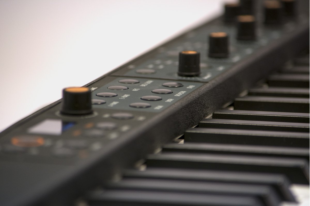 Amazon | Studiologic Numa Compact 2 [88鍵盤 軽量ステージピアノ