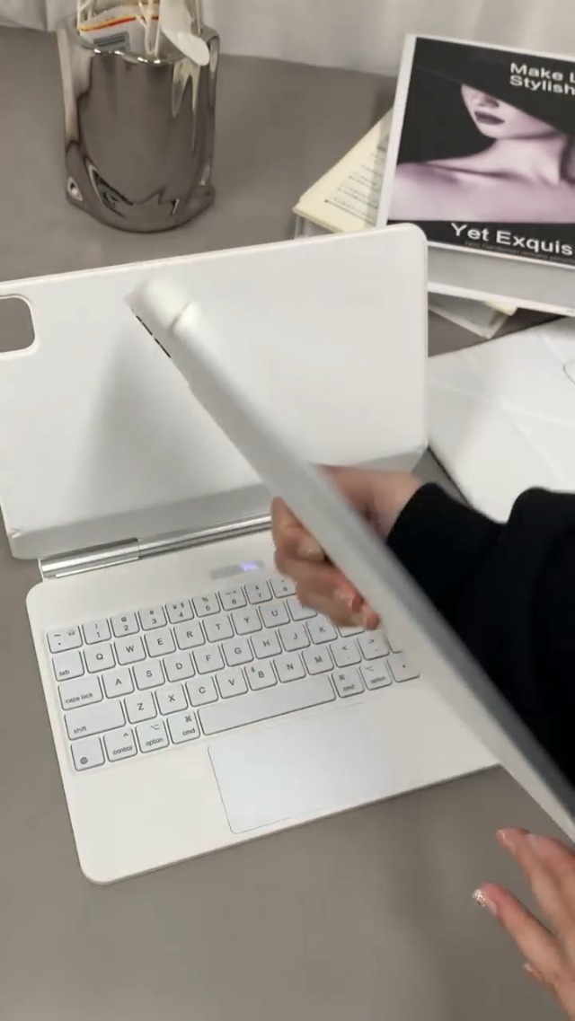 Amazon.com: Magic Keyboard Case Compatible with iPad Air 11-inch