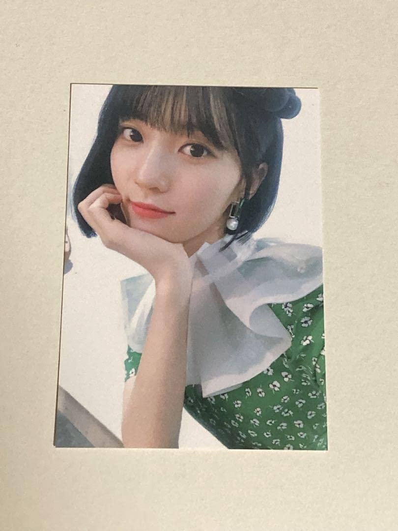 Amazon.co.jp: OHMYGIRL オマゴル ビニ ユビン バナナが食べれないサル