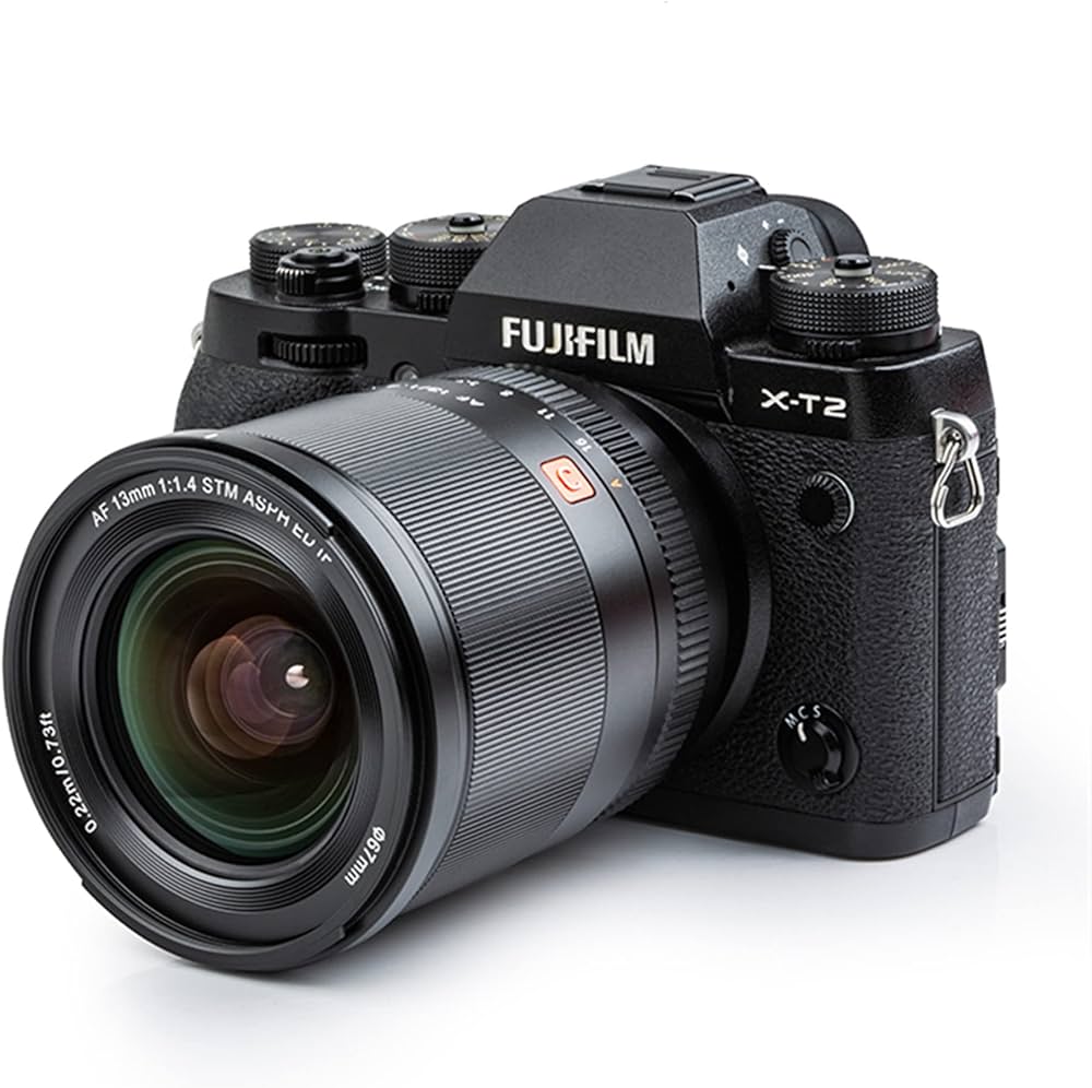 Amazon.co.jp: VILTROX 13mm F1.4 XF APS-C 広角単焦点レンズ 大口径