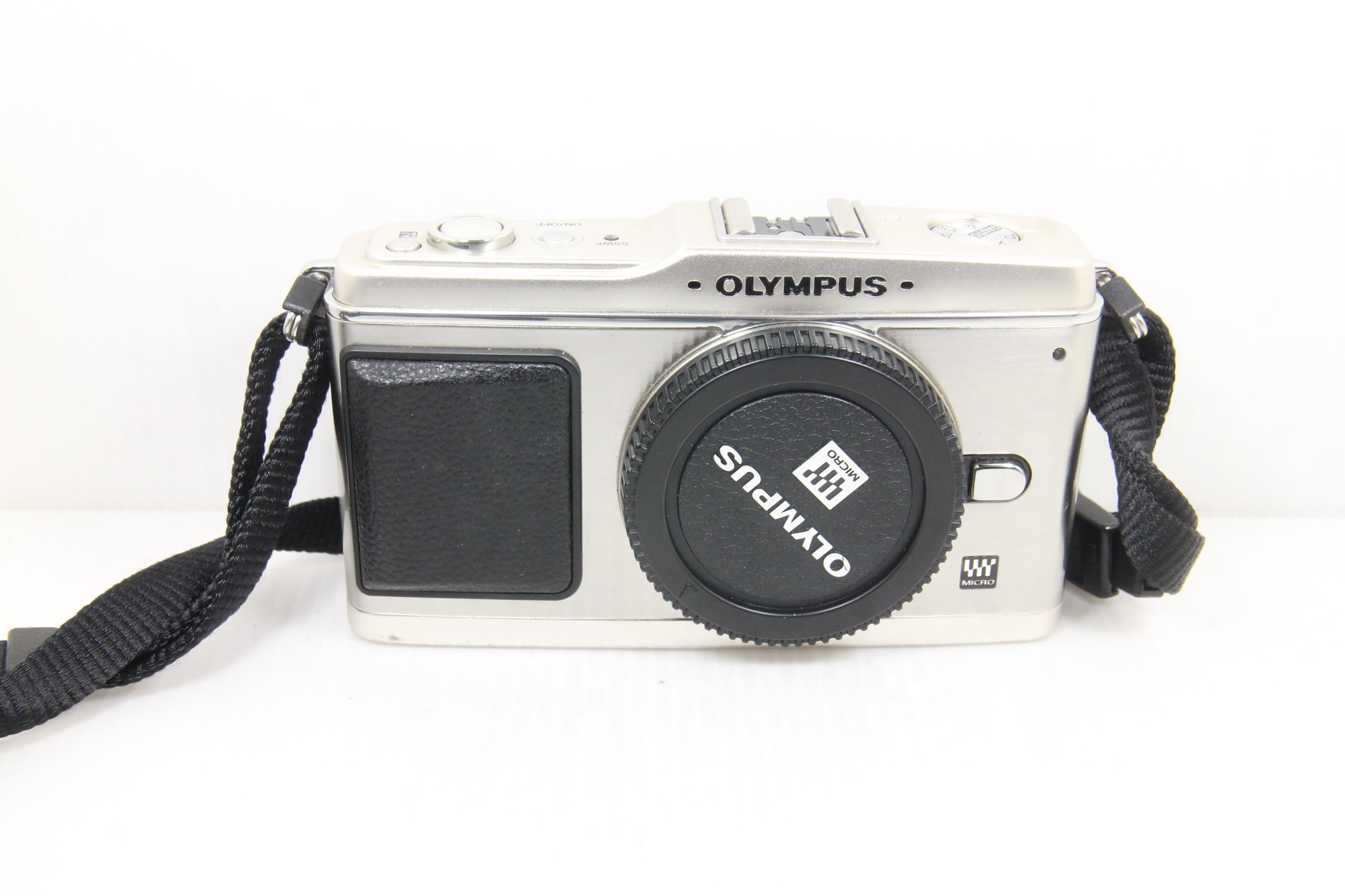 Amazon | OLYMPUS ミラーレス一眼 E-P1 ボディ シルバー E-P1 BODY-SLV