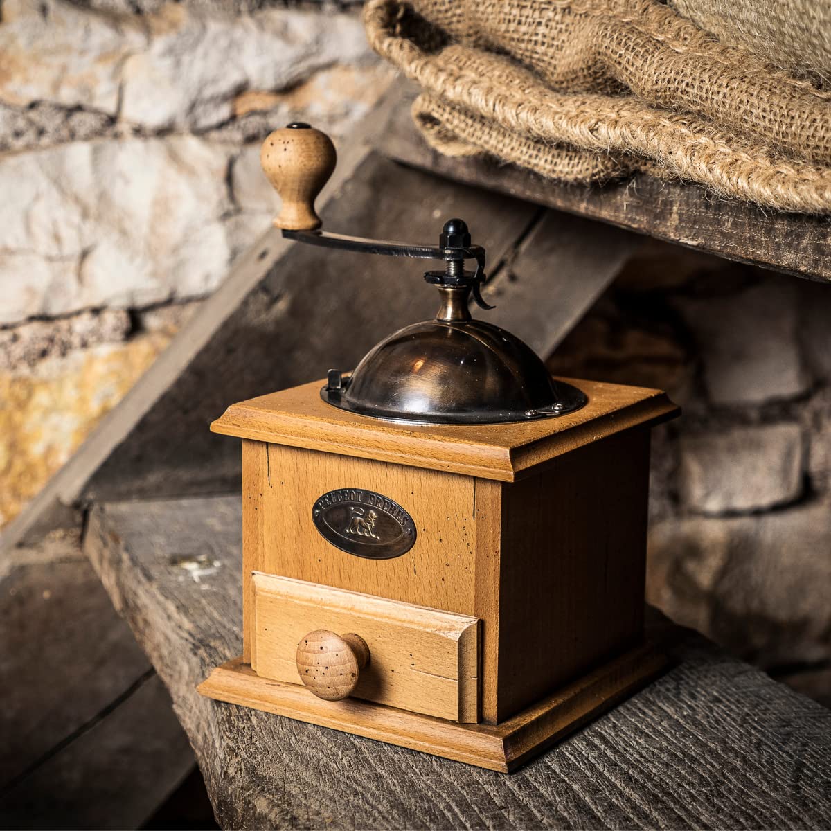 Amazon｜プジョー PEUGEOT コーヒーミル 手動 挽き目調整可能 豆容量