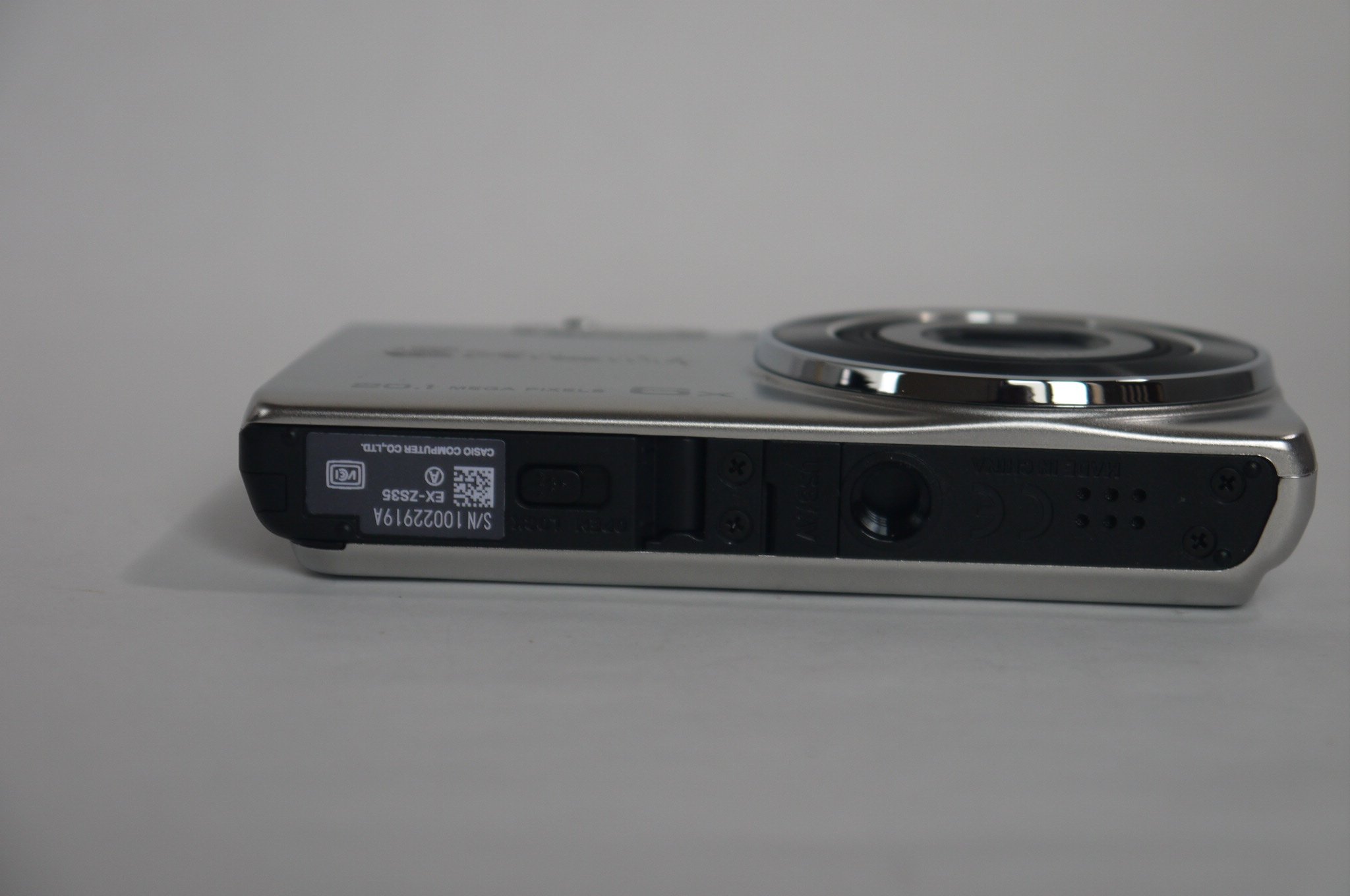 Amazon | CASIO(カシオ) EXILIM EX-ZS35SR シルバー | ミラーレス一眼 通販