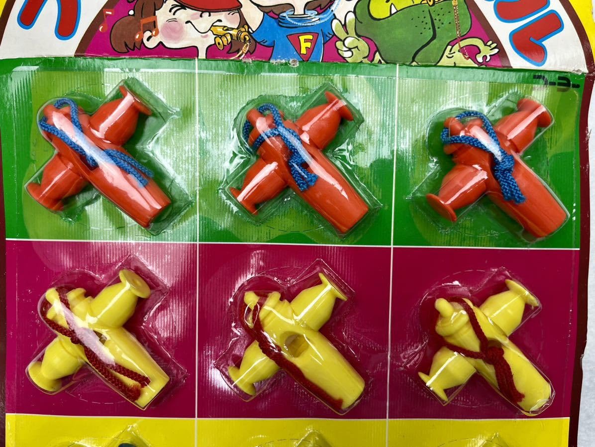 Amazon.co.jp: 昭和 レトロ フィ〜バ〜 ホイッスル 赤 黄 青 ピンク 12