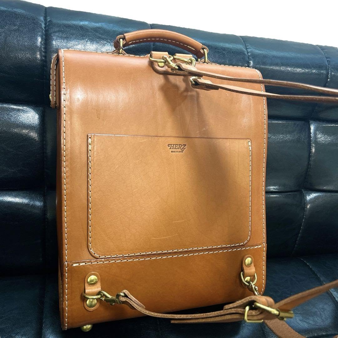 Amazon.co.jp: HERZ ヘルツ キャメル ダレスリュックM レザー ビジネス