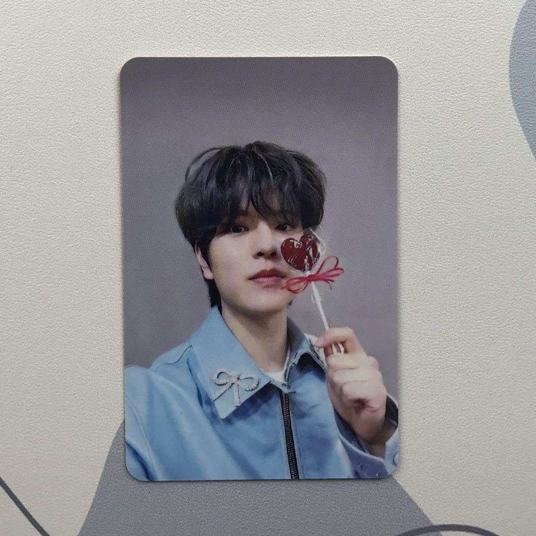 Amazon.co.jp: Stray Kids 樂-STAR スキズ スミン 1枚 スンミントレカ