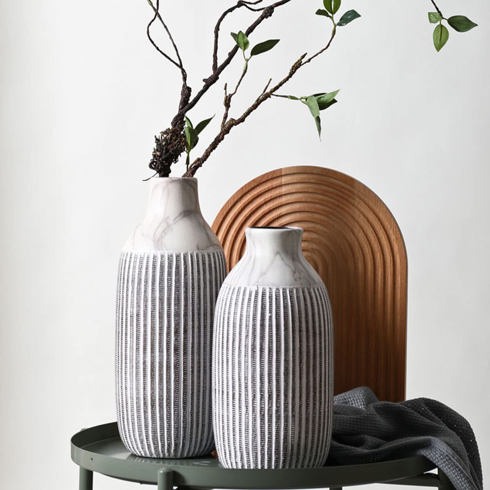 Amazon.co.jp: 創造的なレトロな陶磁器の花瓶、縞模様の装飾的な花瓶