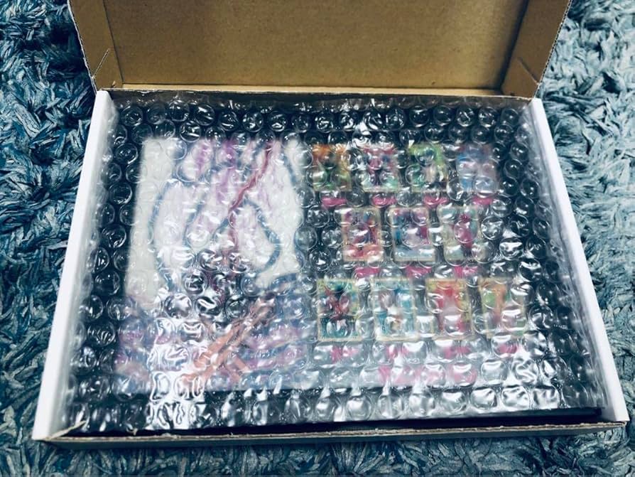 Amazon.co.jp: 完全受注生産 『チェンソーマン』全巻ピンズセット額装