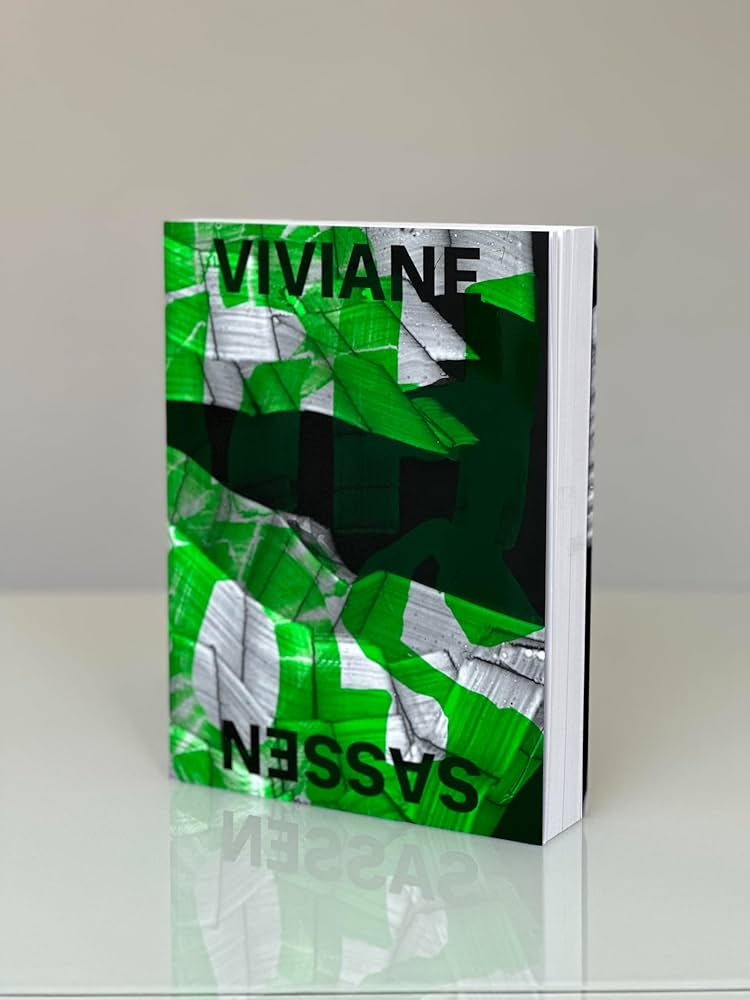 Amazon | VIVIANE SASSEN:PHOSPHOR(H) | SASSEN, VIVIANE | Fashion
