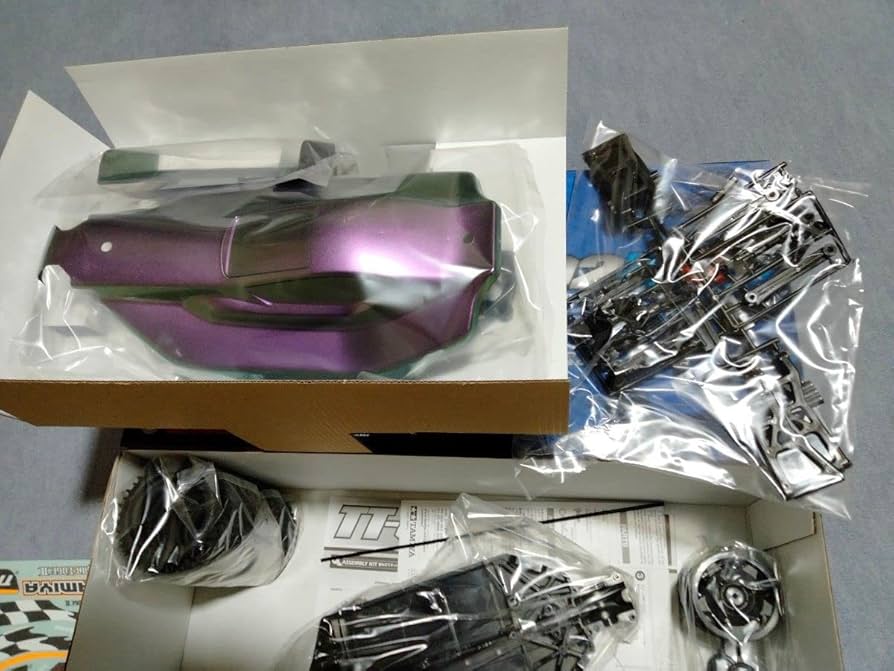 Amazon.co.jp: タミヤ TT-02B プラズマエッジII 偏光ボディ 組立キット