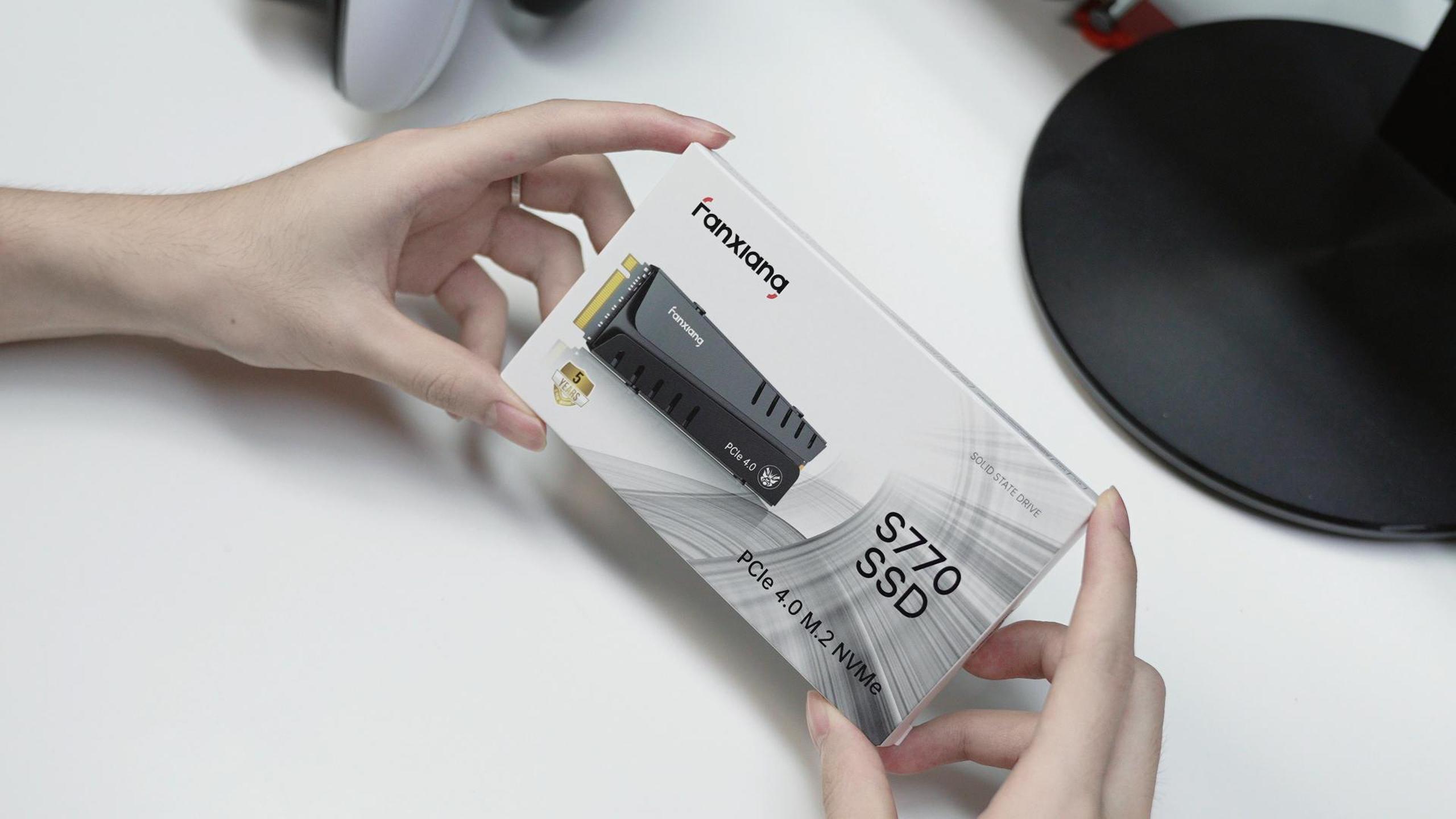 Amazon.com: fanxiang S770 1TB NVMe M.2 SSD for PS5 - with Heatsink