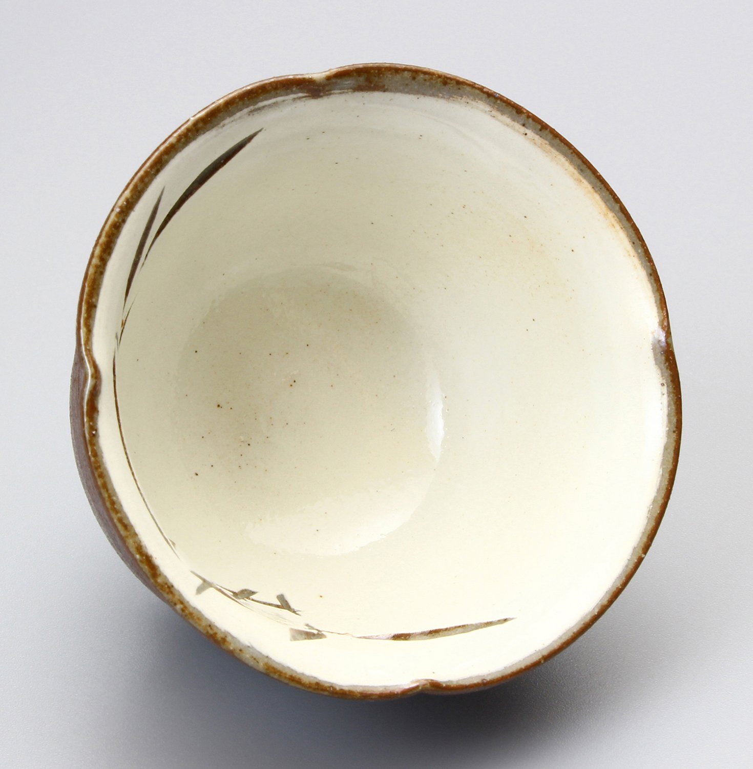 Amazon.co.jp: 京焼 清水焼 正窯 ぐい呑み 南蛮彫笹 G1-3-2 : ホーム