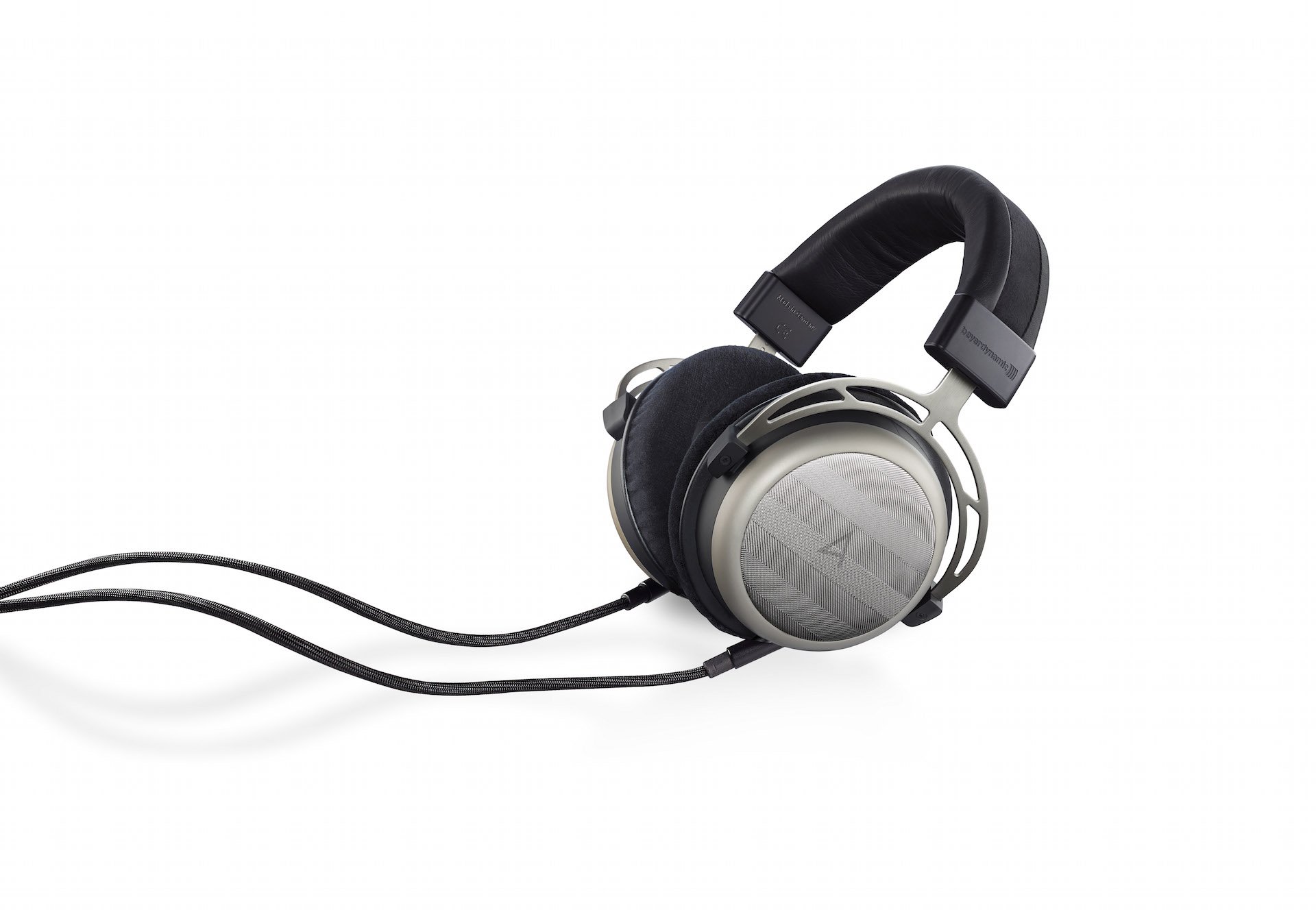 Amazon.com: Astell&Kern Beyerdynamic AK T1p Semi-Open Headphones