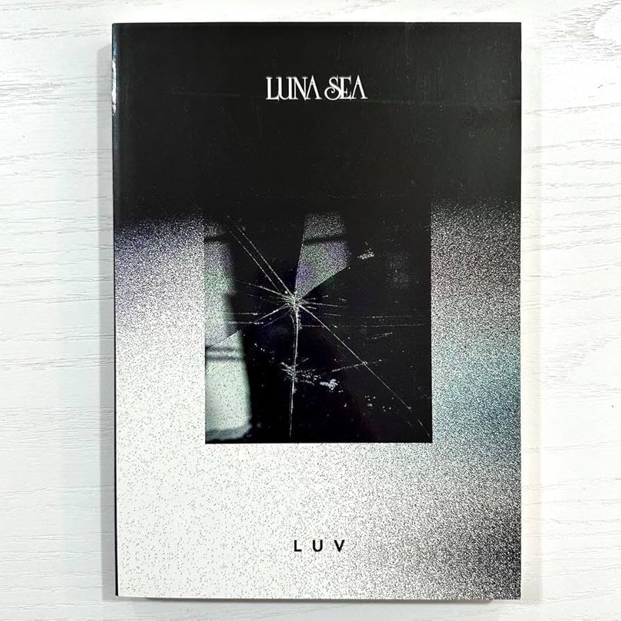 Amazon.co.jp: LUNA SEA バンドスコア LUV 楽譜 タブ譜 TAB譜 : 楽器