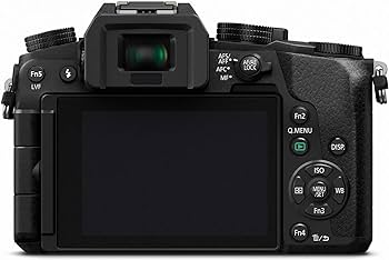 Amazon | PANASONIC Lumix G7 4K デジタルミラーレスカメラバンドル