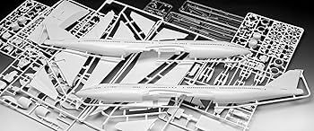 Amazon | ドイツレベル 1/144 ルフトハンザ航空 B747-8a New Livery