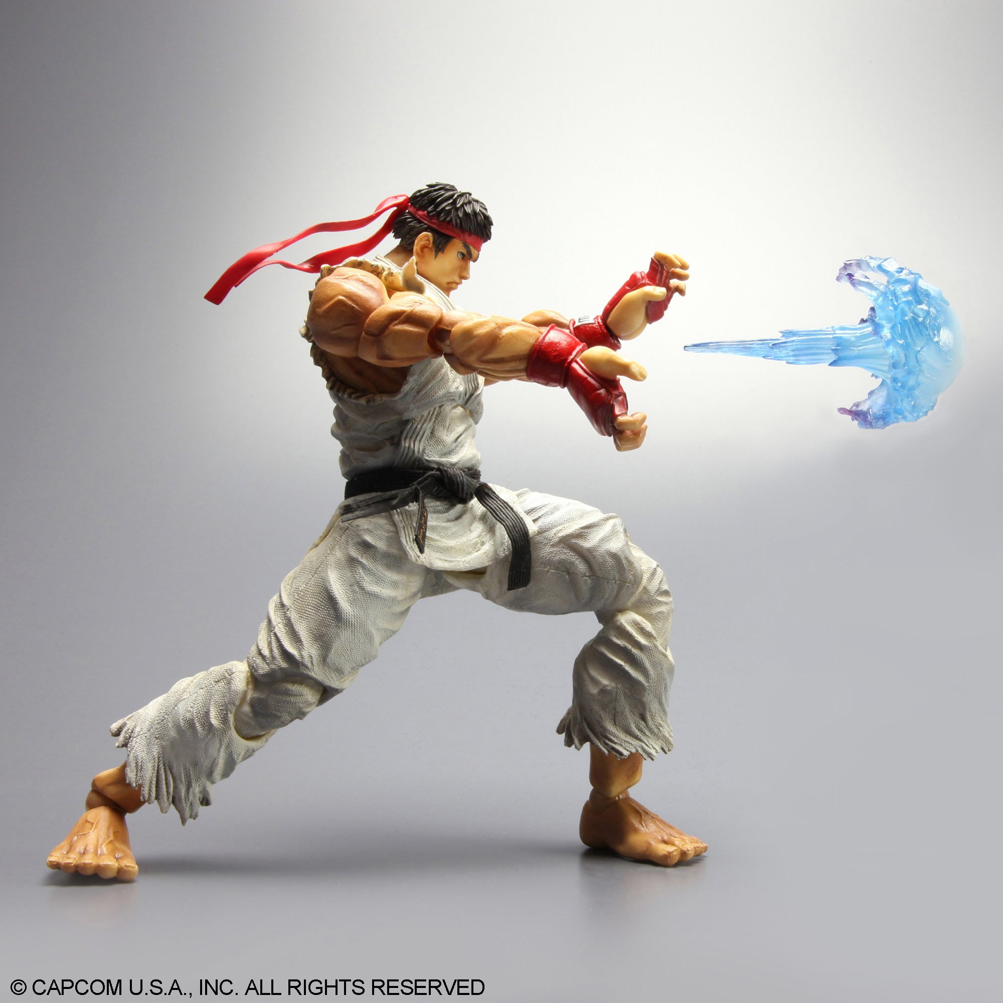 Amazon.co.jp: SUPER STREET FIGHTER IV PLAY ARTS改 リュウ(PVC塗装