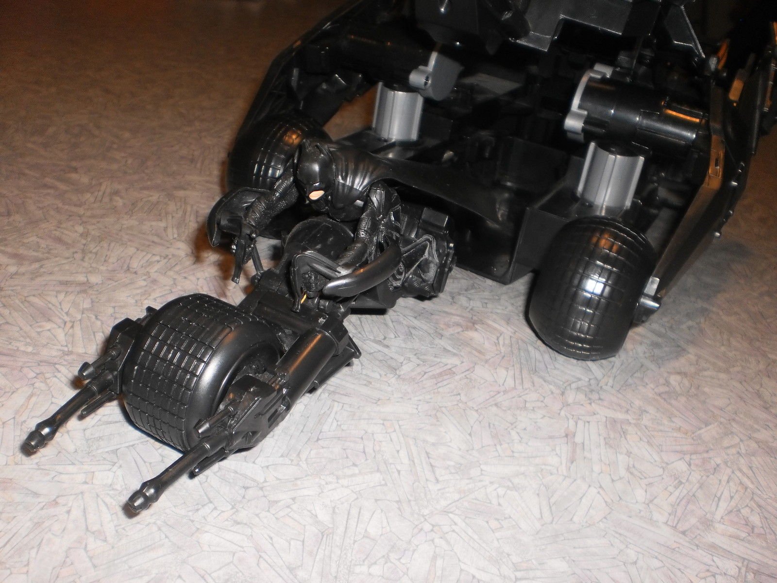 Amazon.co.jp: ムービー・マスターピース ダークナイト 1/6スケール