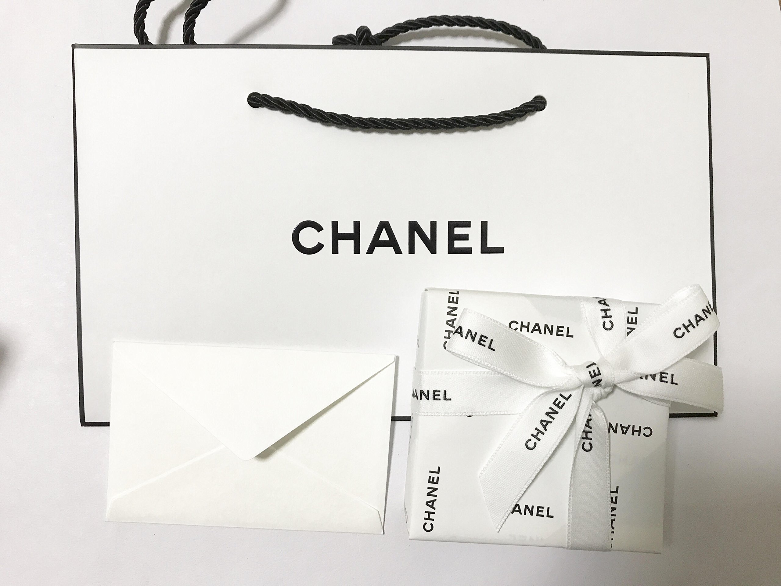 Amazon | シャネル プードゥル ルミエール グラッセ 14g | シャネル