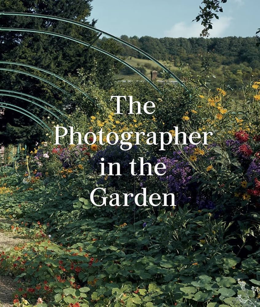 Amazon.com: The Photographer in the Garden: 9781597113731: Allen