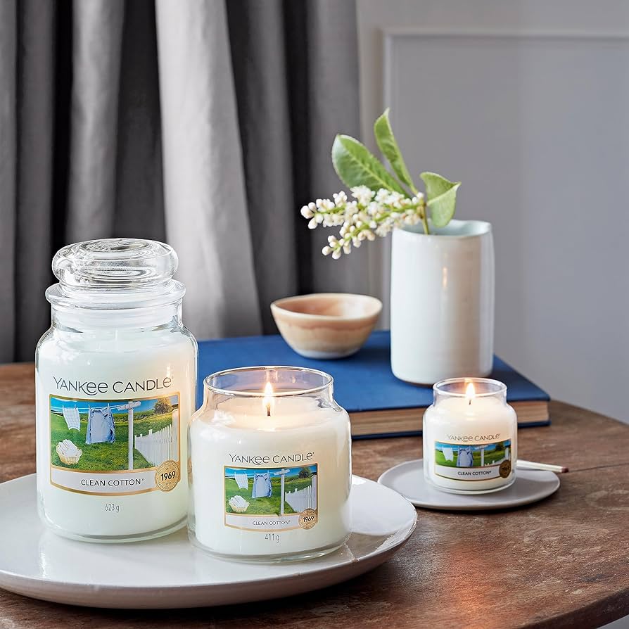 Amazon.com: Yankee Candle Large Jar Scented Candle, Clean Cotton