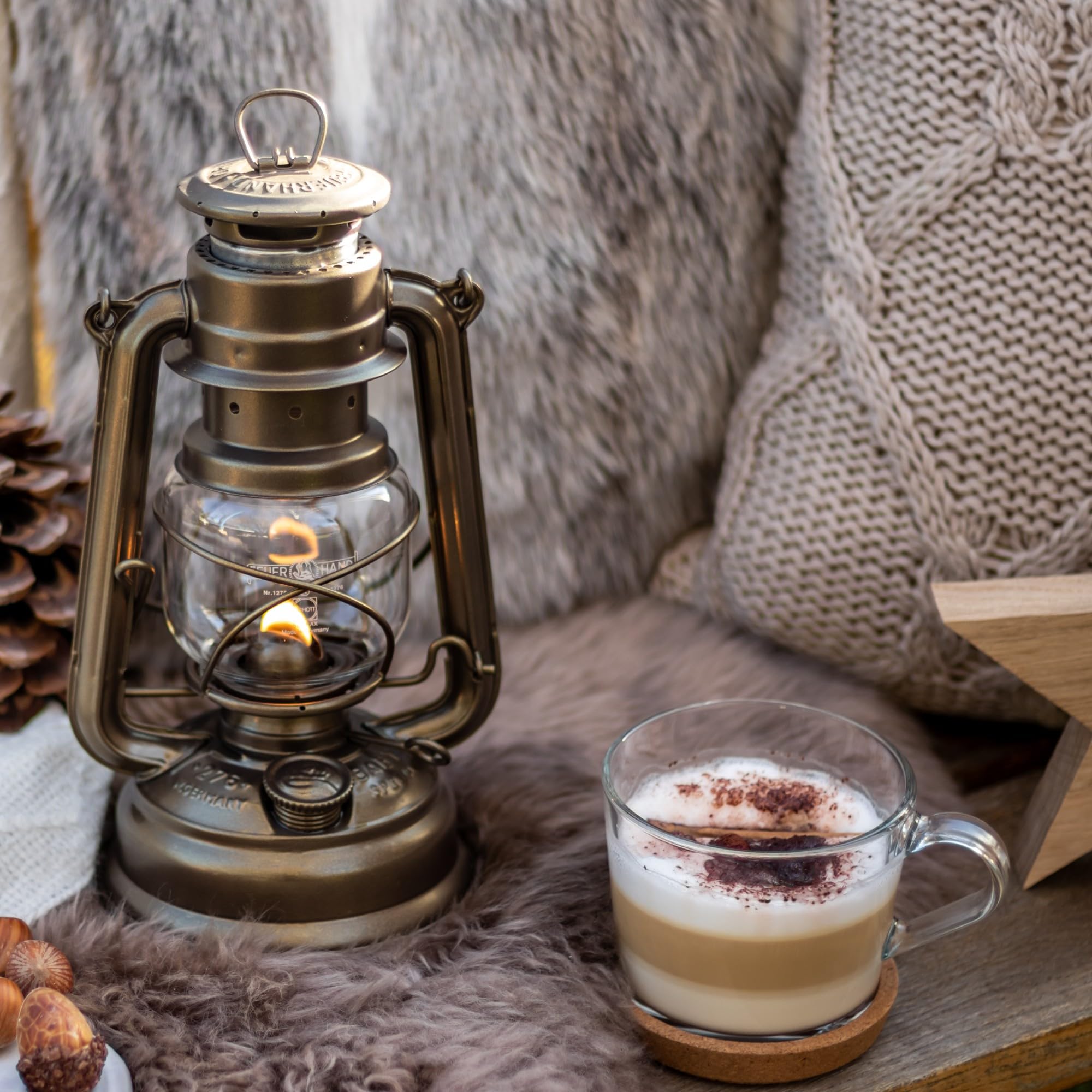 Amazon.co.jp: FEUERHAND(フュアーハンド) ランタン 276-2 ドイツ製