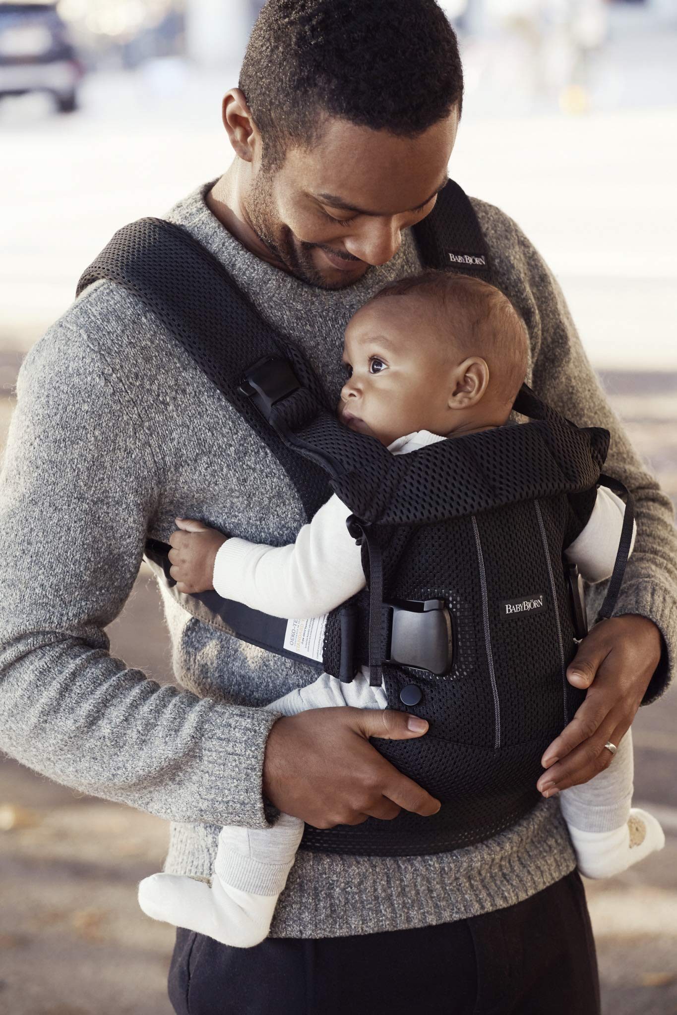 BABYBJÖRN New Baby Carrier One Air 2019 Edition, Mesh, Black