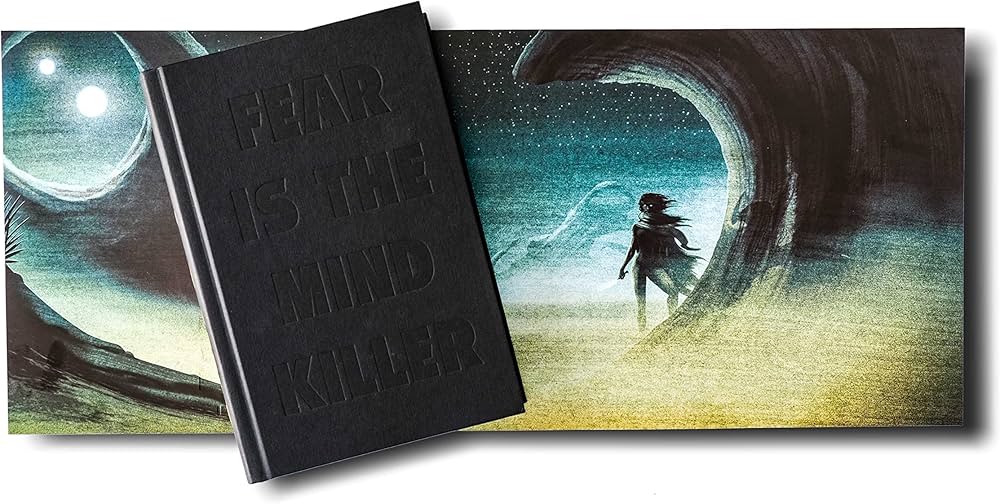 Amazon.com: Frank Herbert's Dune Saga 3-Book Deluxe Hardcover
