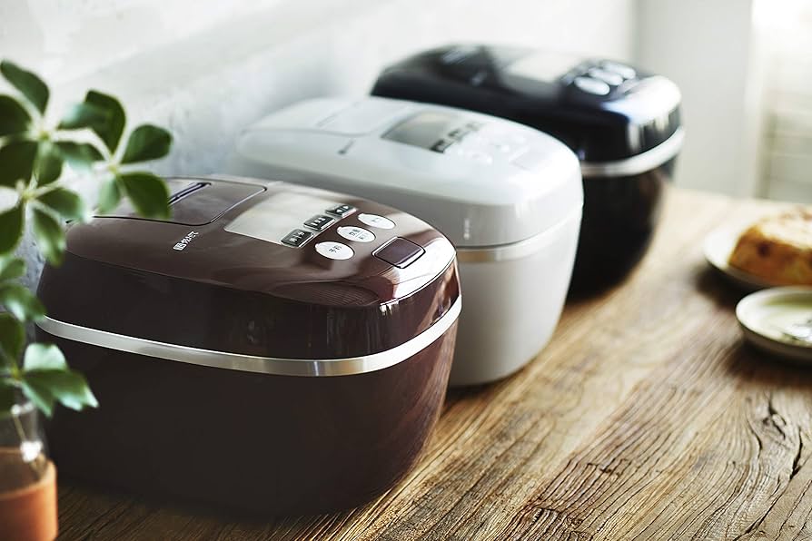 Amazon | タイガー 炊飯器 5.5合 圧力 IH ホワイトグレー 炊きたて