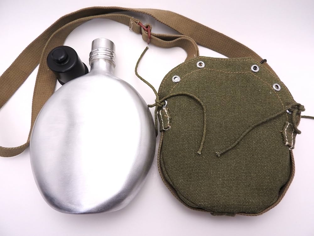 Amazon｜日本海軍 水筒 アルミ製 カバー 水筒紐付 複製品｜水筒