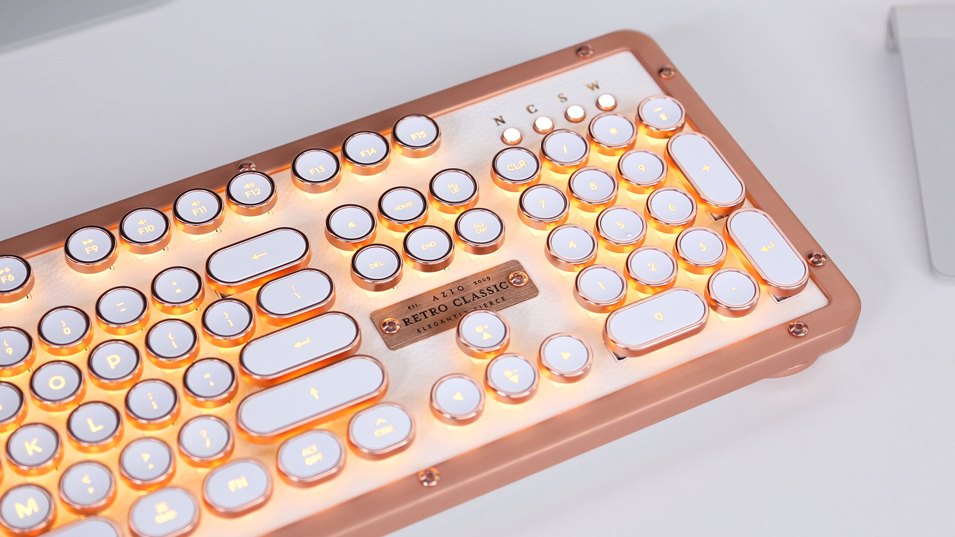 Amazon | Azio Retro Classic Bluetooth Posh - 高級ビンテージバック