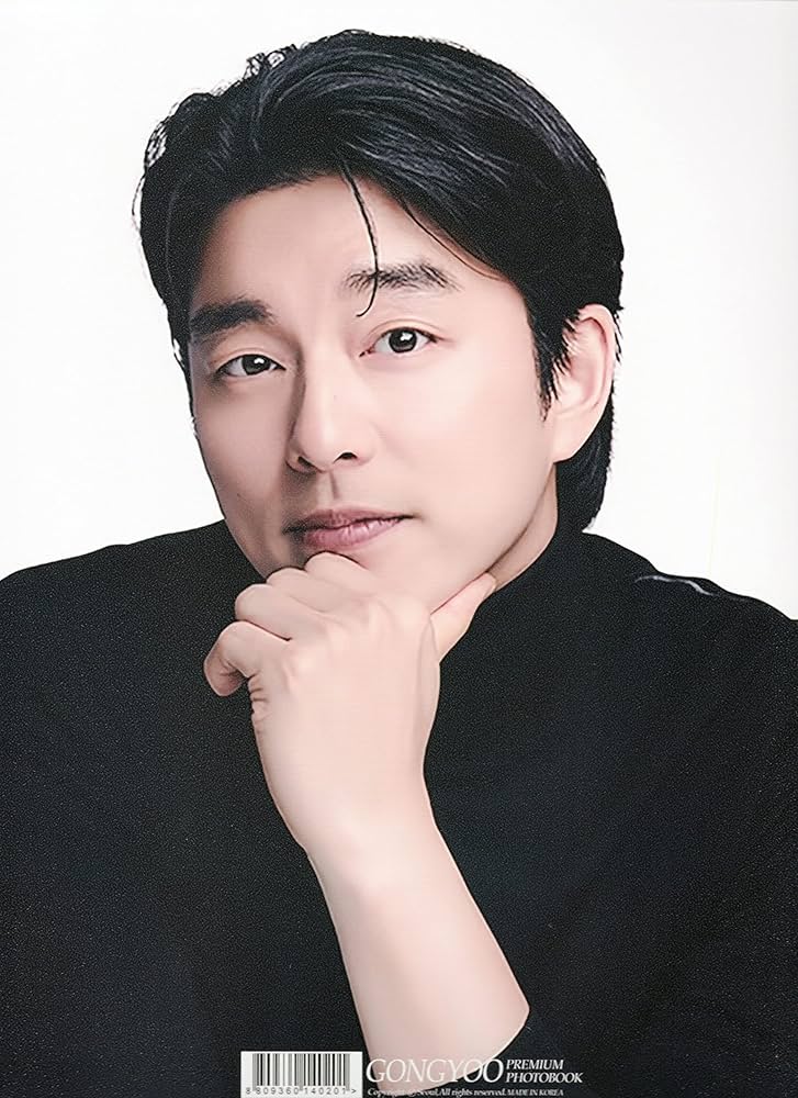 Amazon.co.jp: コン・ユ GONG YOO グッズ 【 写真集 Premium Photo