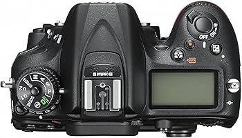 Amazon | Nikon デジタル一眼レフカメラ D7200 18-300VR レンズキット