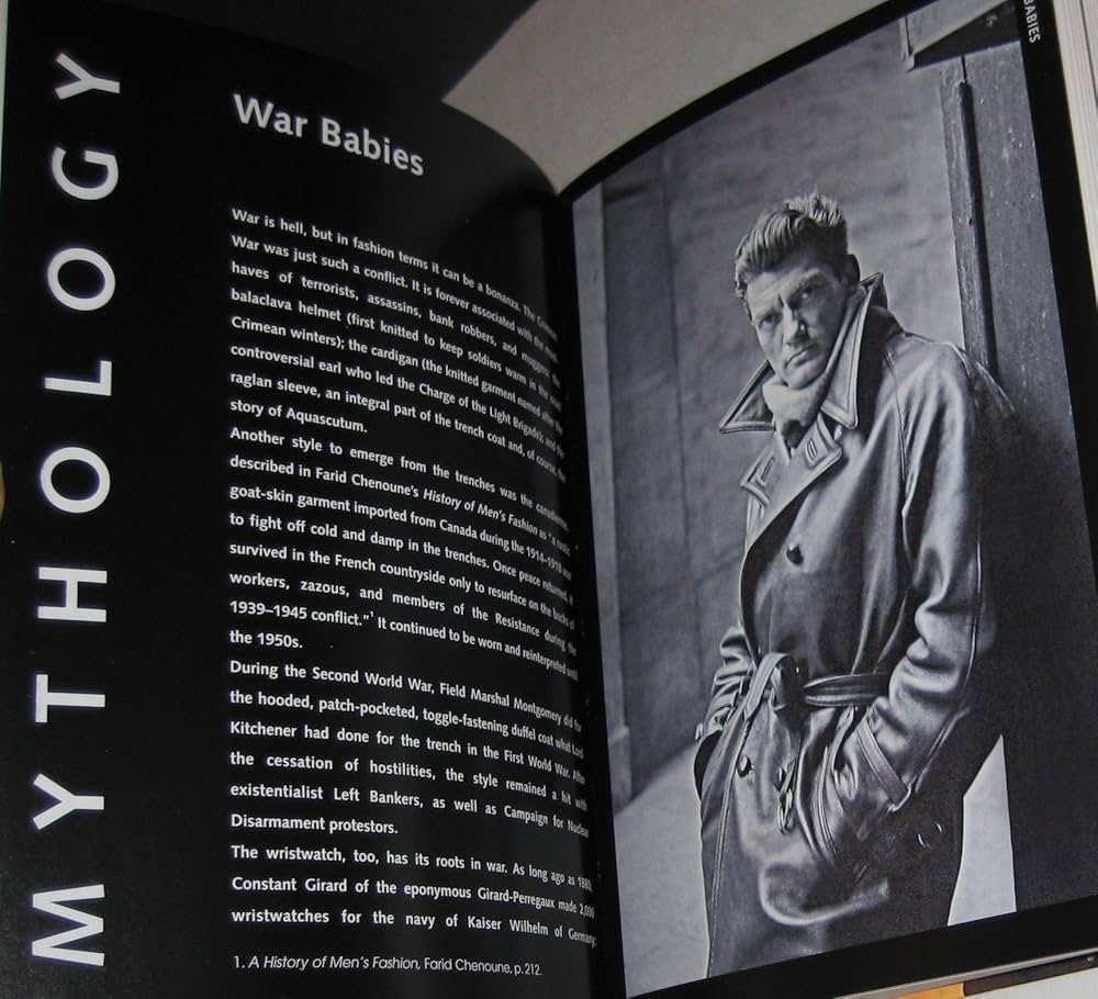 The Trench Book: Nick Foulkes: 9782759401635: Amazon.com: Books