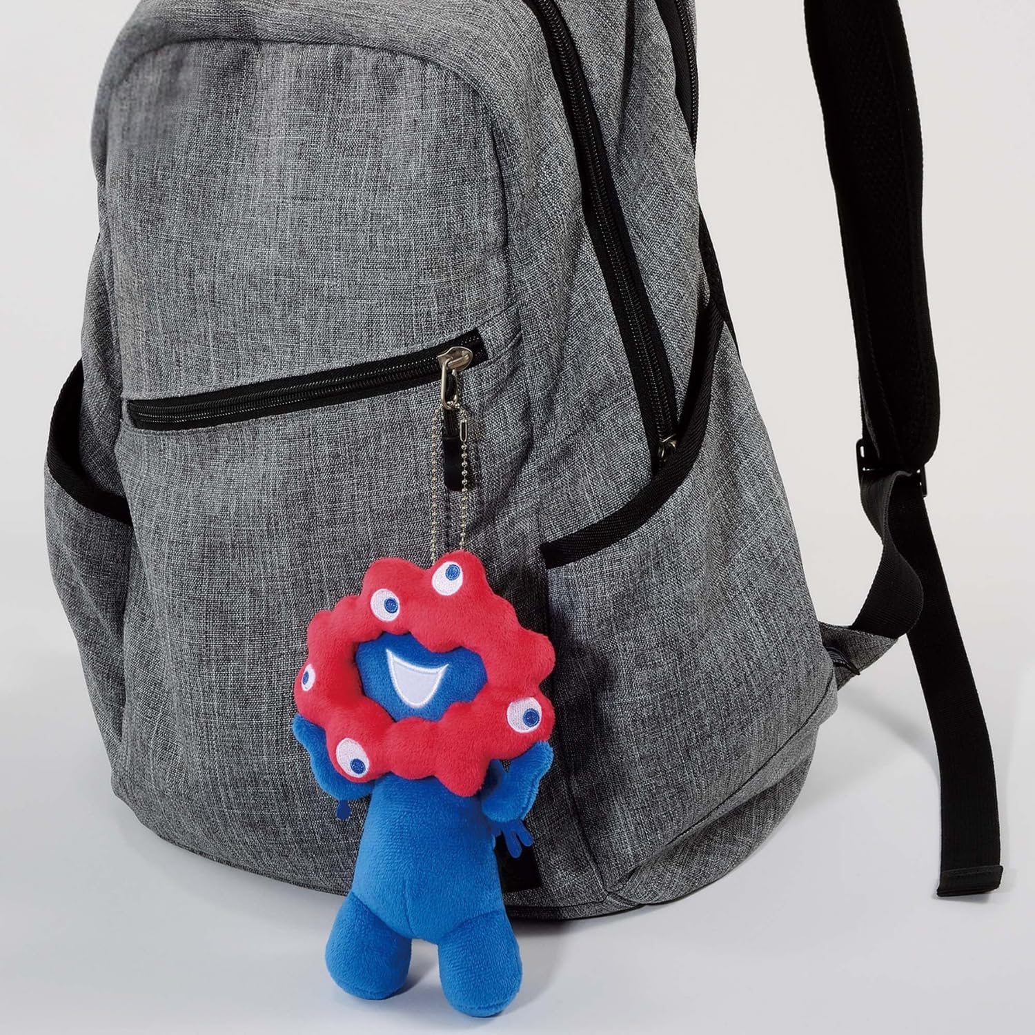 Amazon.co.jp: ミャクミャク カバンに付けられるぬいぐるみ プライズ