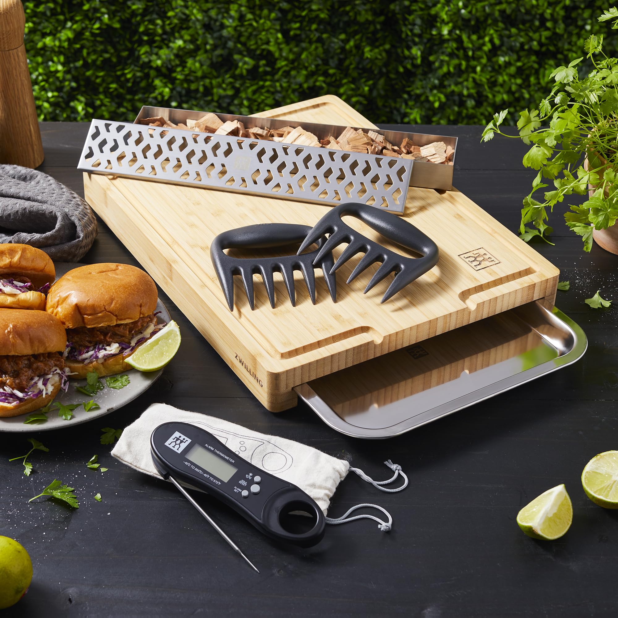 Amazon.com: ZWILLING BBQ+ 4-pc Grill Smoker Set, Bamboo Cutting