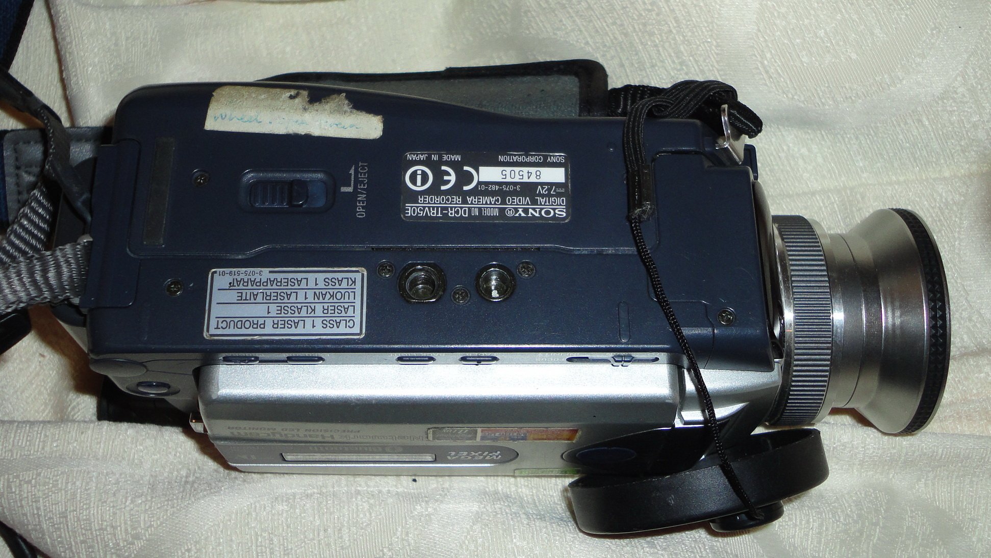 Sony DCR-TRV50 MiniDV-Camcorder: Amazon.de: Elektronik & Foto