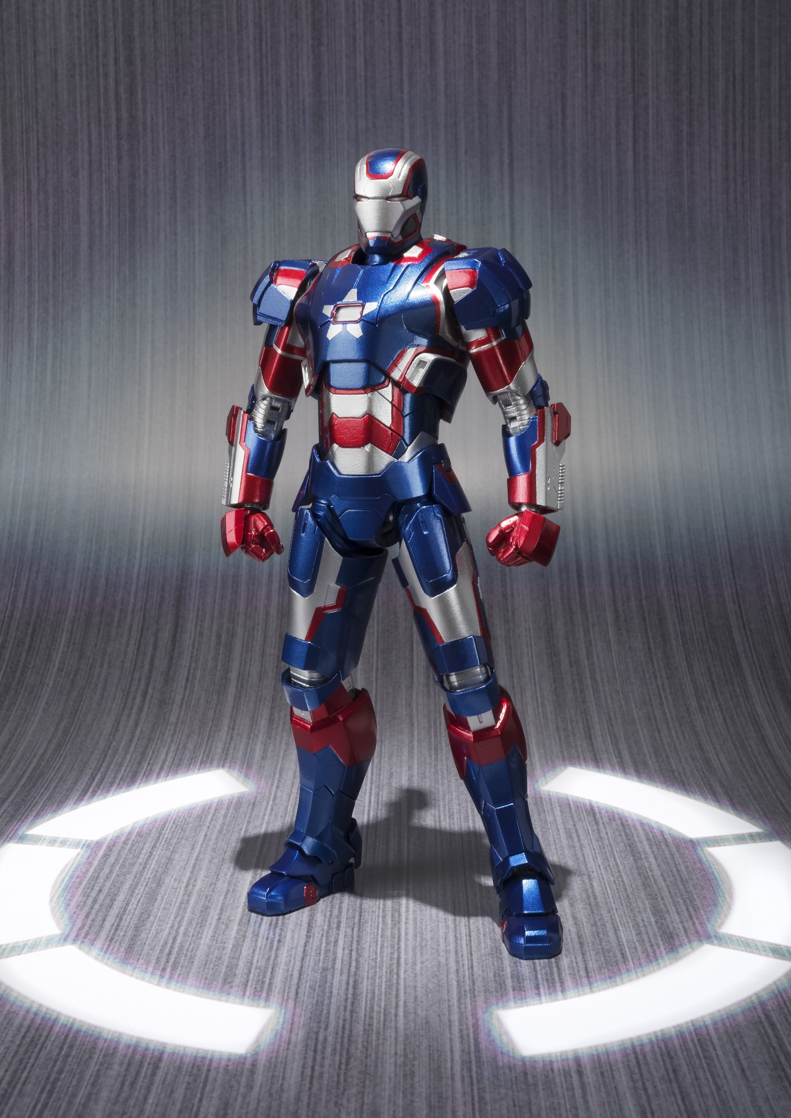 Amazon.com: TAMASHII NATIONS Bandai S.H. Figuarts Iron Patriot
