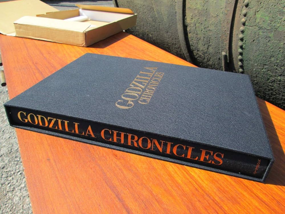 Amazon.co.jp: ゴジラ・クロニクル : 本