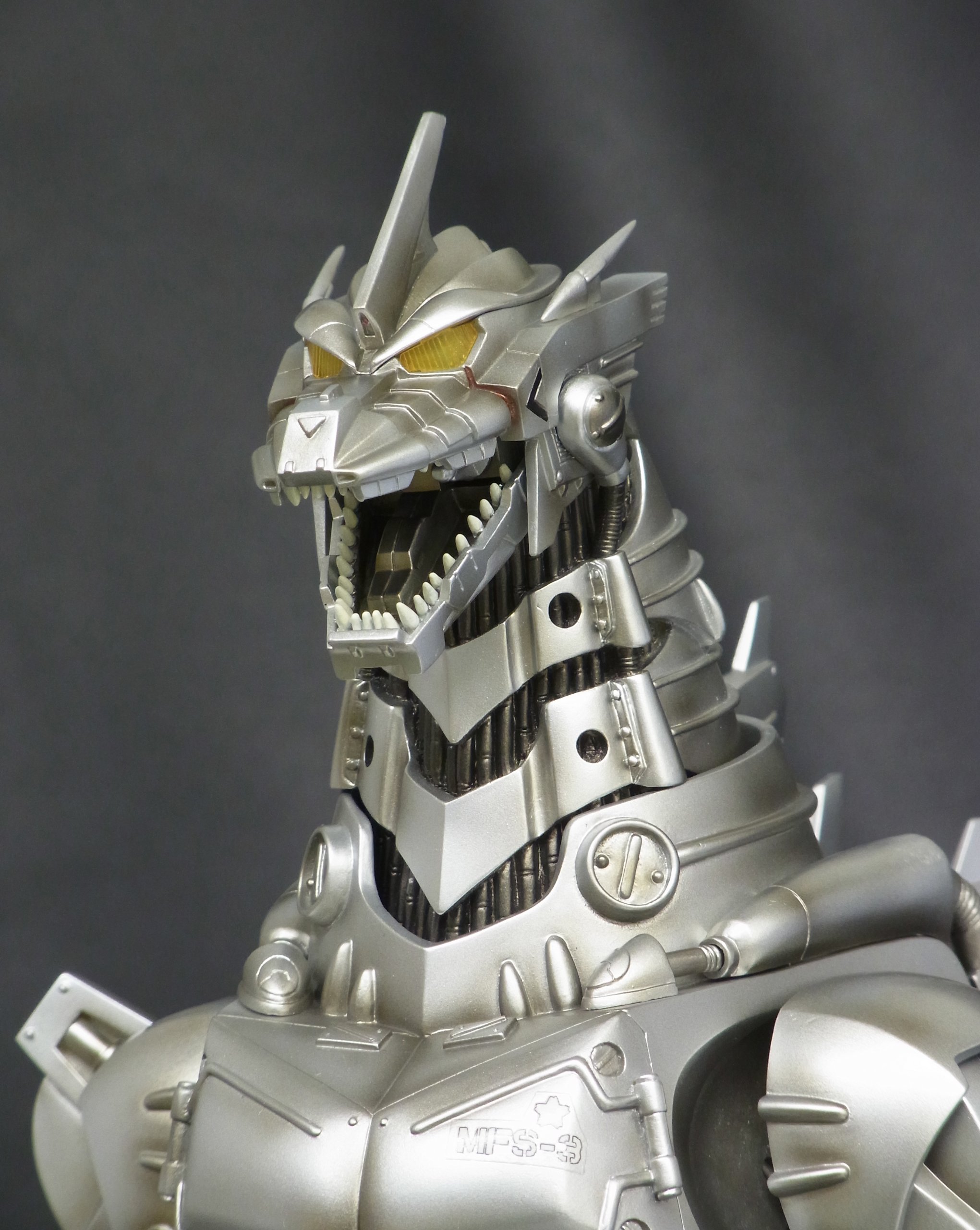 Amazon.co.jp: 東宝30cmシリーズ 3式機龍[改] (2003版) 高機動型 (PVC