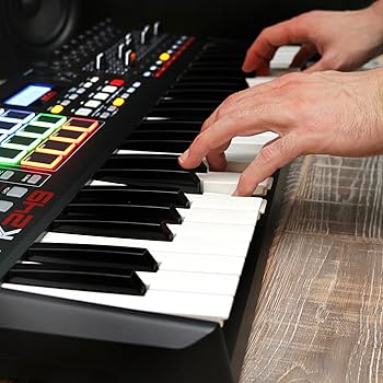 Amazon | AKAI Professional フルサイズのセミウェイト49鍵MIDI