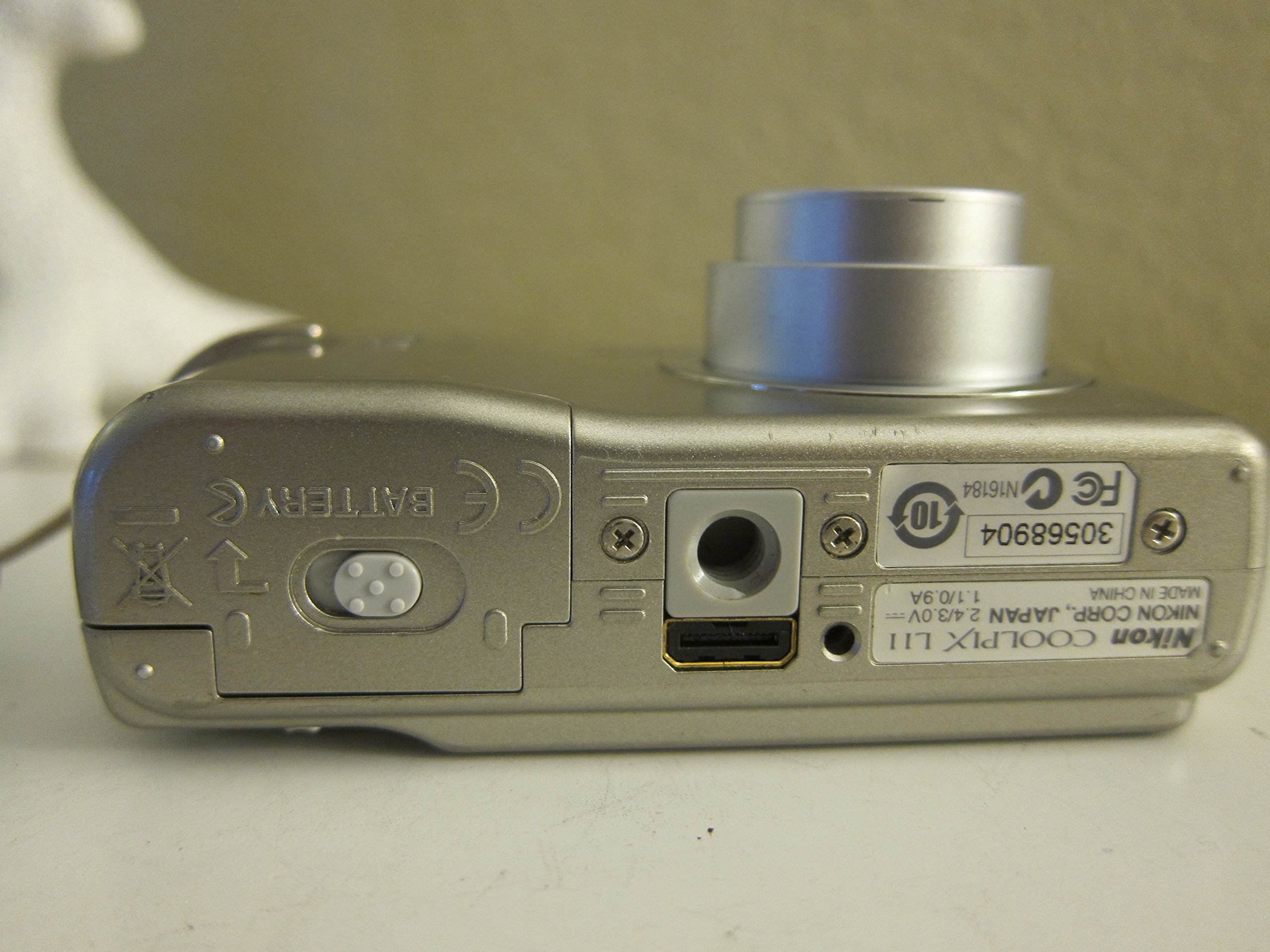 Amazon.com : Nikon Coolpix L11 6MP Digital Camera with 3x Optical