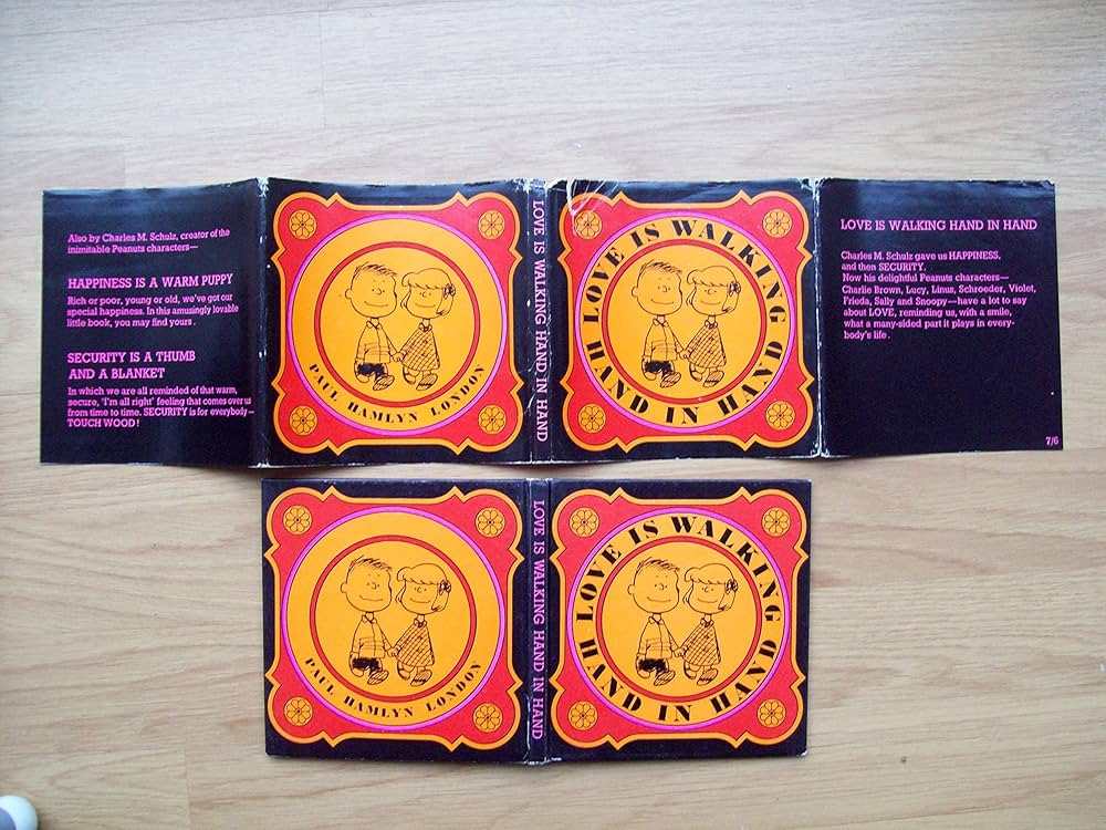 Amazon.co.jp: Love is walking hand in hand : Japanese Books