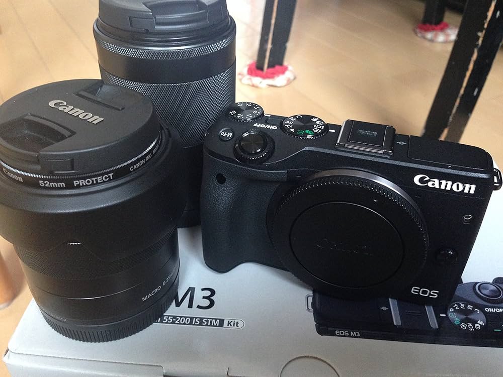Amazon | Canon ミラーレス一眼カメラ EOS M3 ダブルズームキット