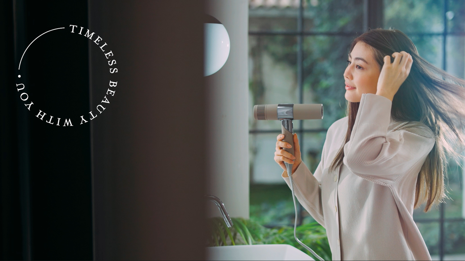 ☆良品☆ 絹女 KINUJO キヌージョ ドライヤー KH202 モカ KINUJO